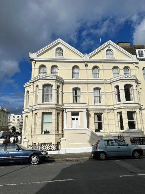 Appletree Hotel Eastbourne Dış mekan fotoğraf